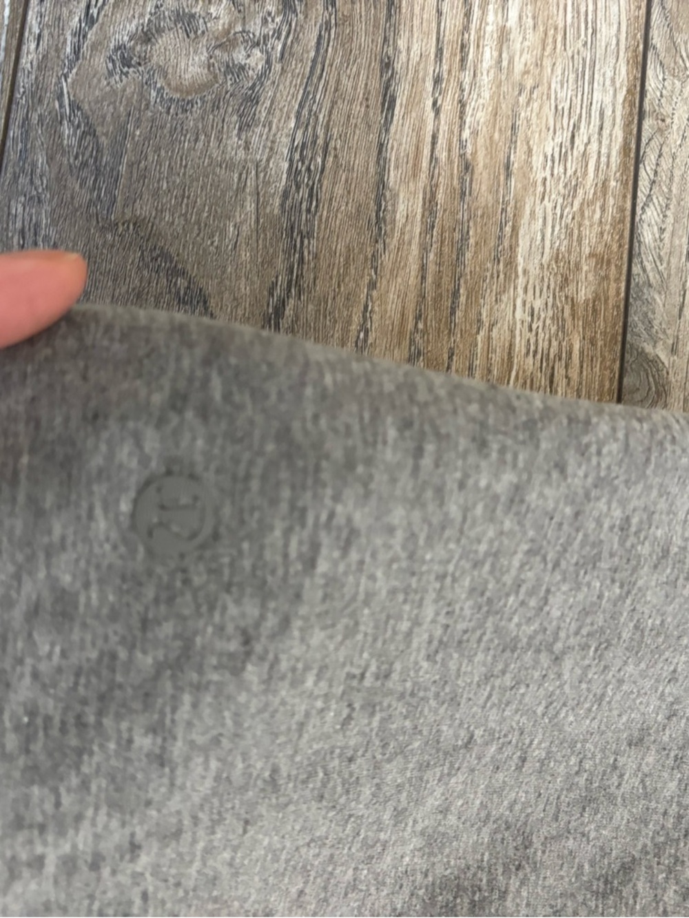Lululemon Start Anew Skirt 21” – Heathered Grey – Size 6 - Picture 6 of 12